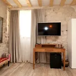 Teuta 3*