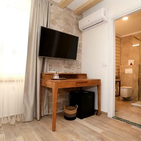 Pensjonat Teuta Trogir