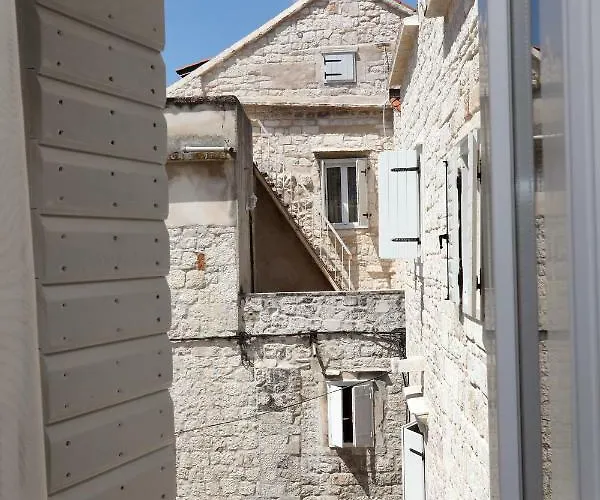 Teuta Penzion Trogir