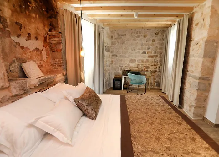 Teuta Penzion Trogir