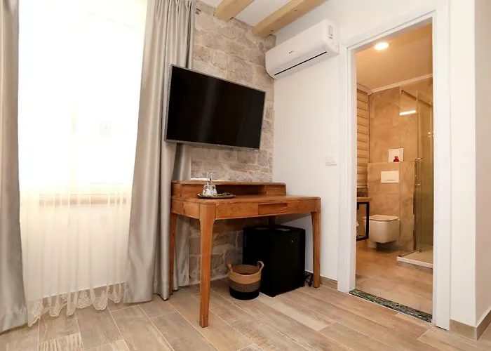 Pensionat Teuta Trogir